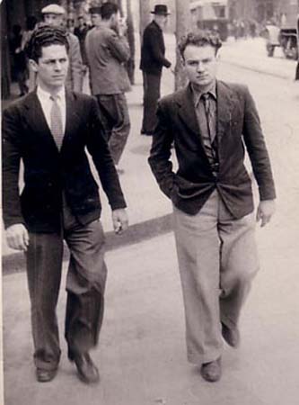 1947 : Louis Huillet et Henri F. Briesach.