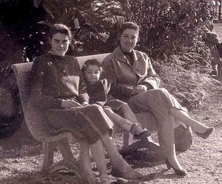 1961 : Marie-Paule, Marcelle et Nathalie.