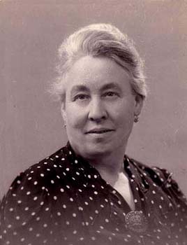 1948 : Julie Henriette Constance MANIVAL, née BRIESACH