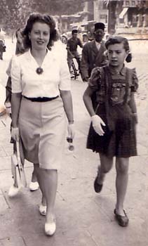 1950 : Aimée Carta née MANIVAL et Lucette G. MICO