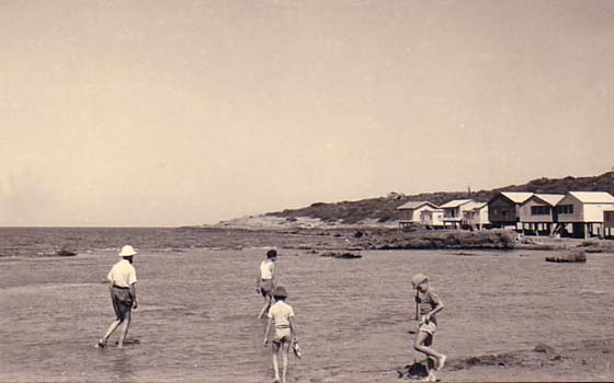 1958 : La plage de Tipasa: Matarés